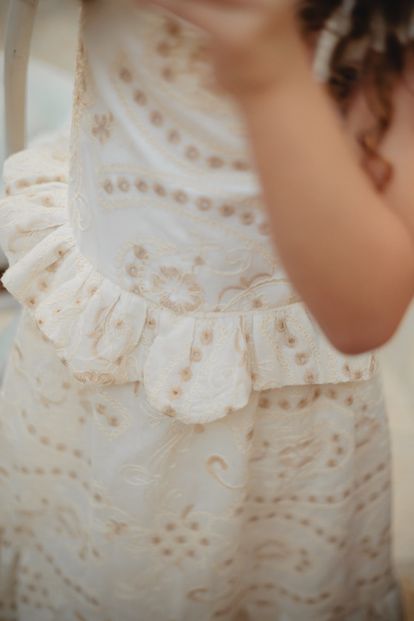 Vestido midi laise bordado