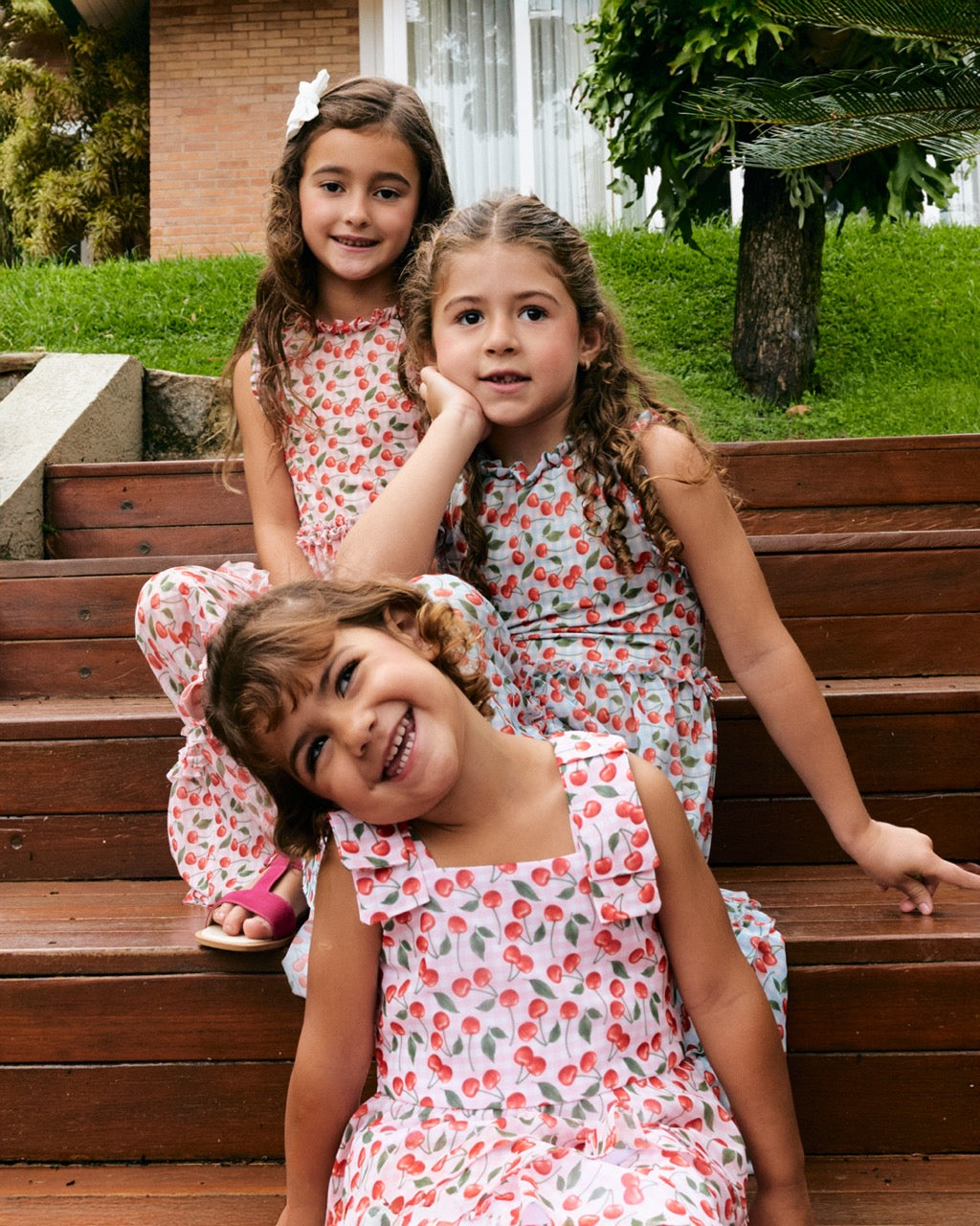 Vestido Tule Cerejinha Rosa